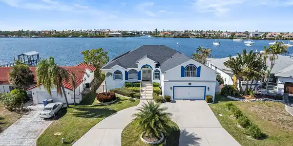 6354 COCOA LANE