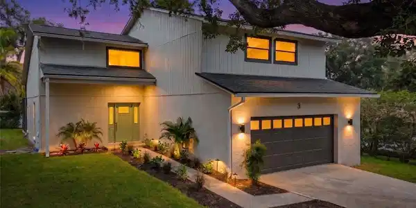3 OCTAVIA WAY
