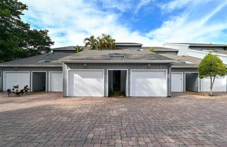 1253 DOCKSIDE PLACE