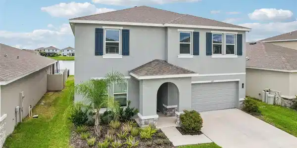 327 MANGROVE MANOR DRIVE