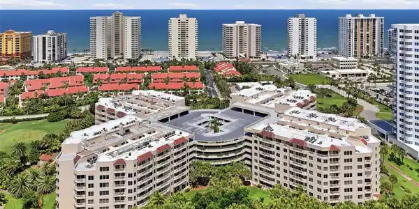 3 OCEANS WEST BOULEVARD