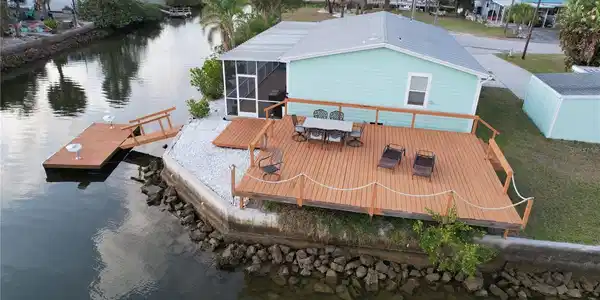 6724 GULL LANE