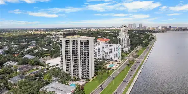 2413 BAYSHORE BOULEVARD