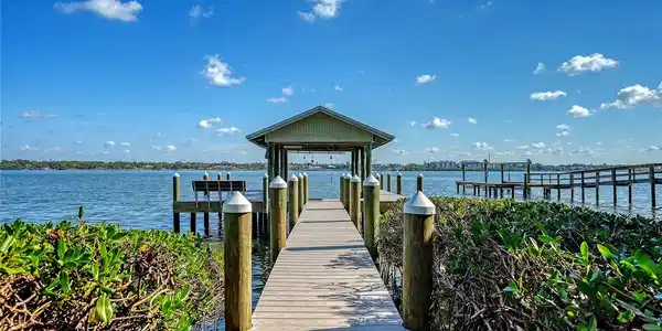 1042 N CASEY KEY ROAD