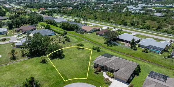 25463 PANACHE LANE