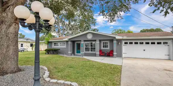 4121 S ROOSEVELT POINT