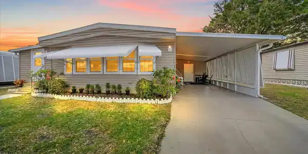 334 TROPIC DRIVE