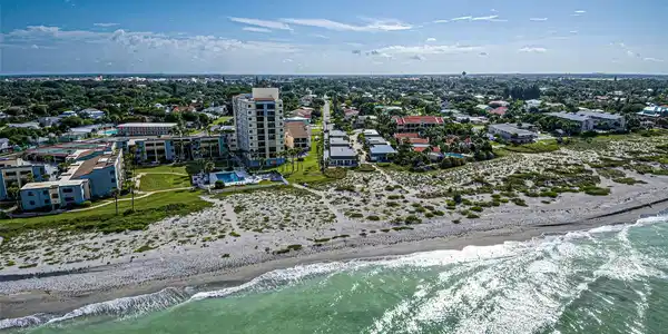 700 GOLDEN BEACH BOULEVARD
