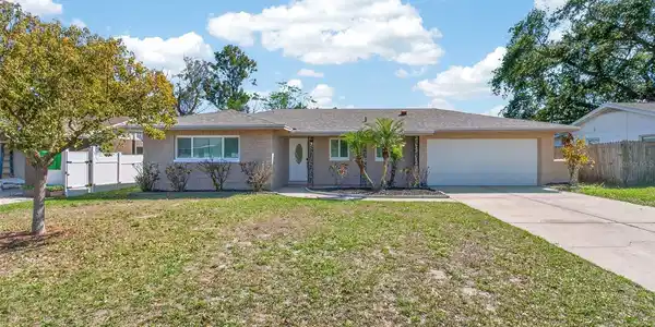 2465 BRENTWOOD DRIVE