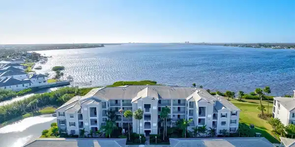 850 TIDEWATER SHORES