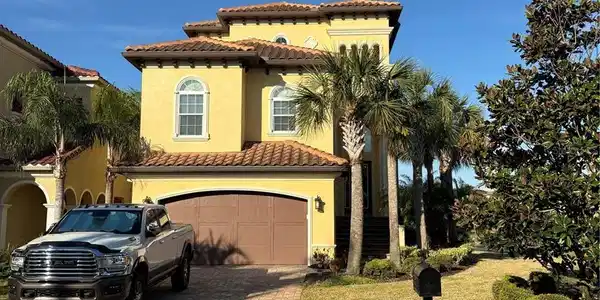272 YACHT HARBOR DRIVE