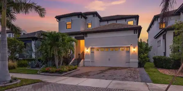 919 SEAGRAPE DRIVE
