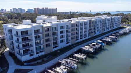 1709 N TAMIAMI TRAIL