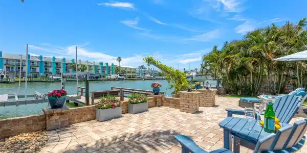 321 BAHIA VISTA