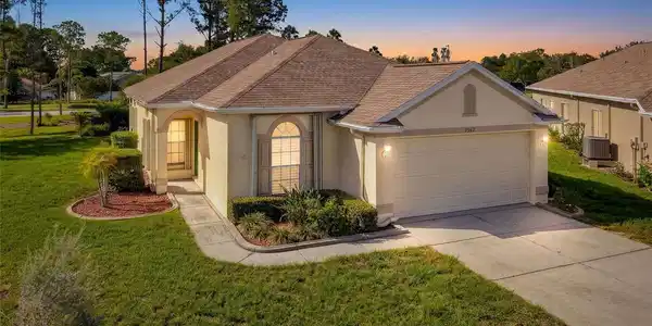 2542 SANDY HILL COURT