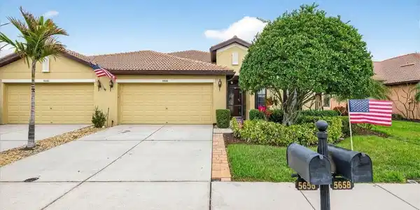 5658 SUNSET FALLS DRIVE