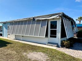 1475 FLAMINGO