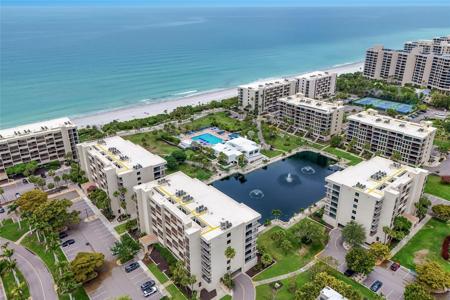 1095 GULF OF MEXICO DRIVE