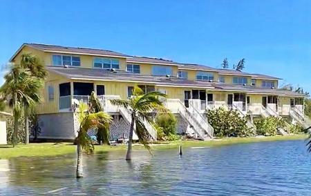9400 LITTLE GASPARILLA