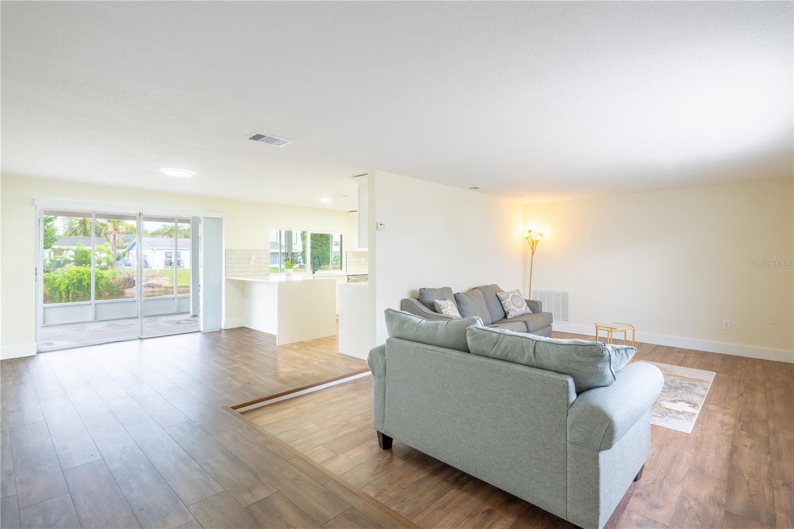 Image 4 Image 4