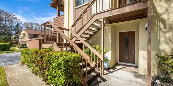 2363 NEWBURG LANE