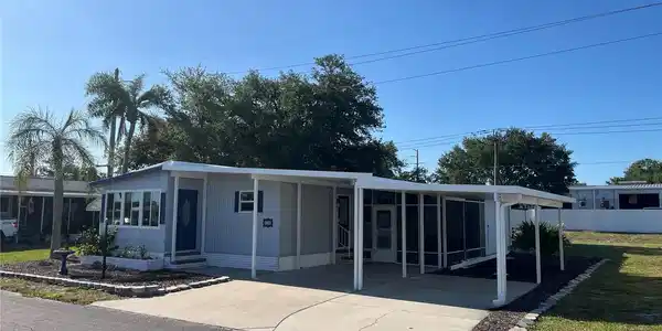 426 CERVINA DRIVE S