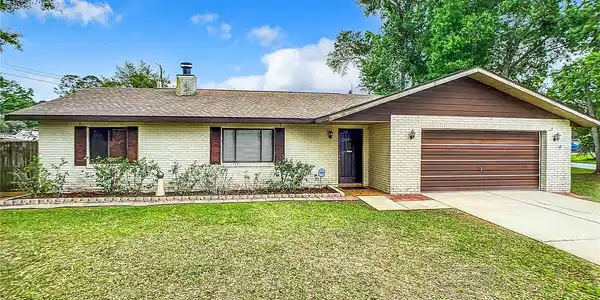 3303 QUEEN PALM DRIVE
