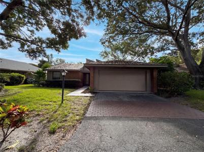1407 WILLOW OAK CIRCLE