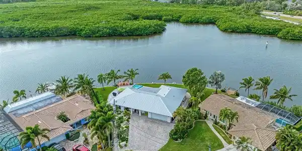 10436 SANDPIPER W