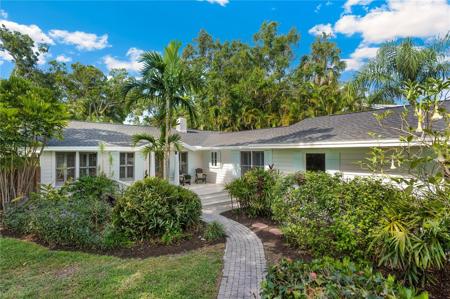 1640 WALDEMERE