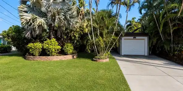 639 NORMANDY ROAD