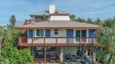 6911 TURTLEMOUND ROAD