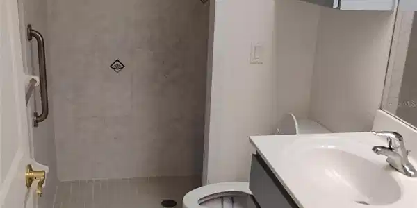 Image 4 Image 4