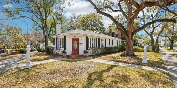 43 AEGEAN AVENUE