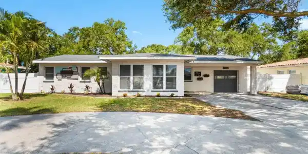 1614 INDIAN ROCKS