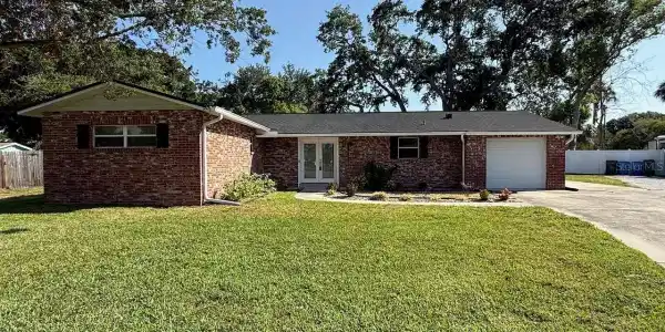 8401 BLACKSTONE COURT
