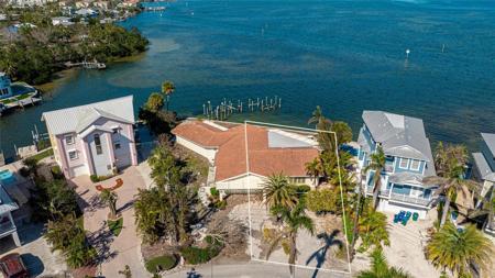 236 S HARBOR DRIVE
