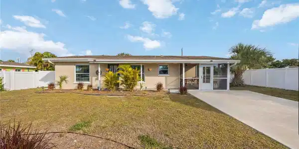 1446 SAINT CLAIR ROAD