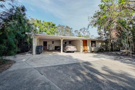 2501 GRAND CAYMAN STREET