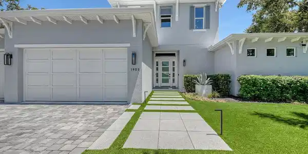 1905 GOLDENROD STREET