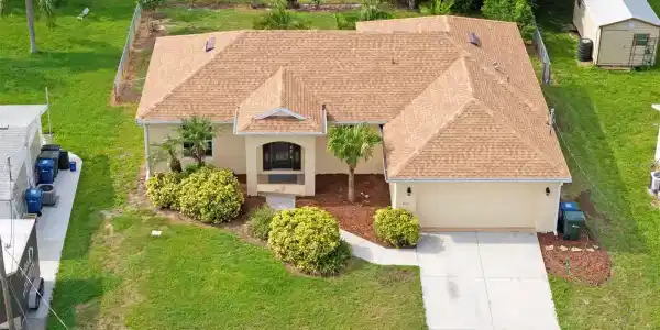 216 HIBISCUS STREET