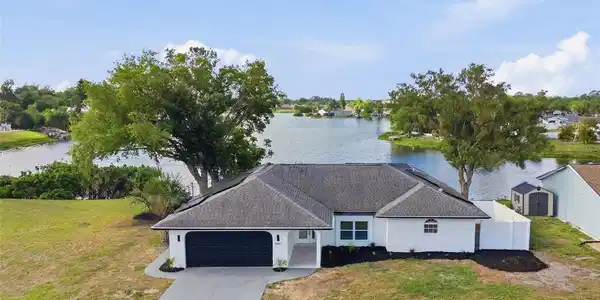 4463 PERSIAN LANE
