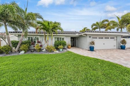 2184 LAGOON DRIVE