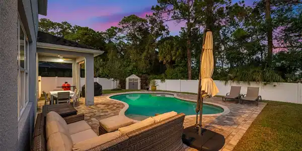 8119 CHAMPIONS FOREST WAY