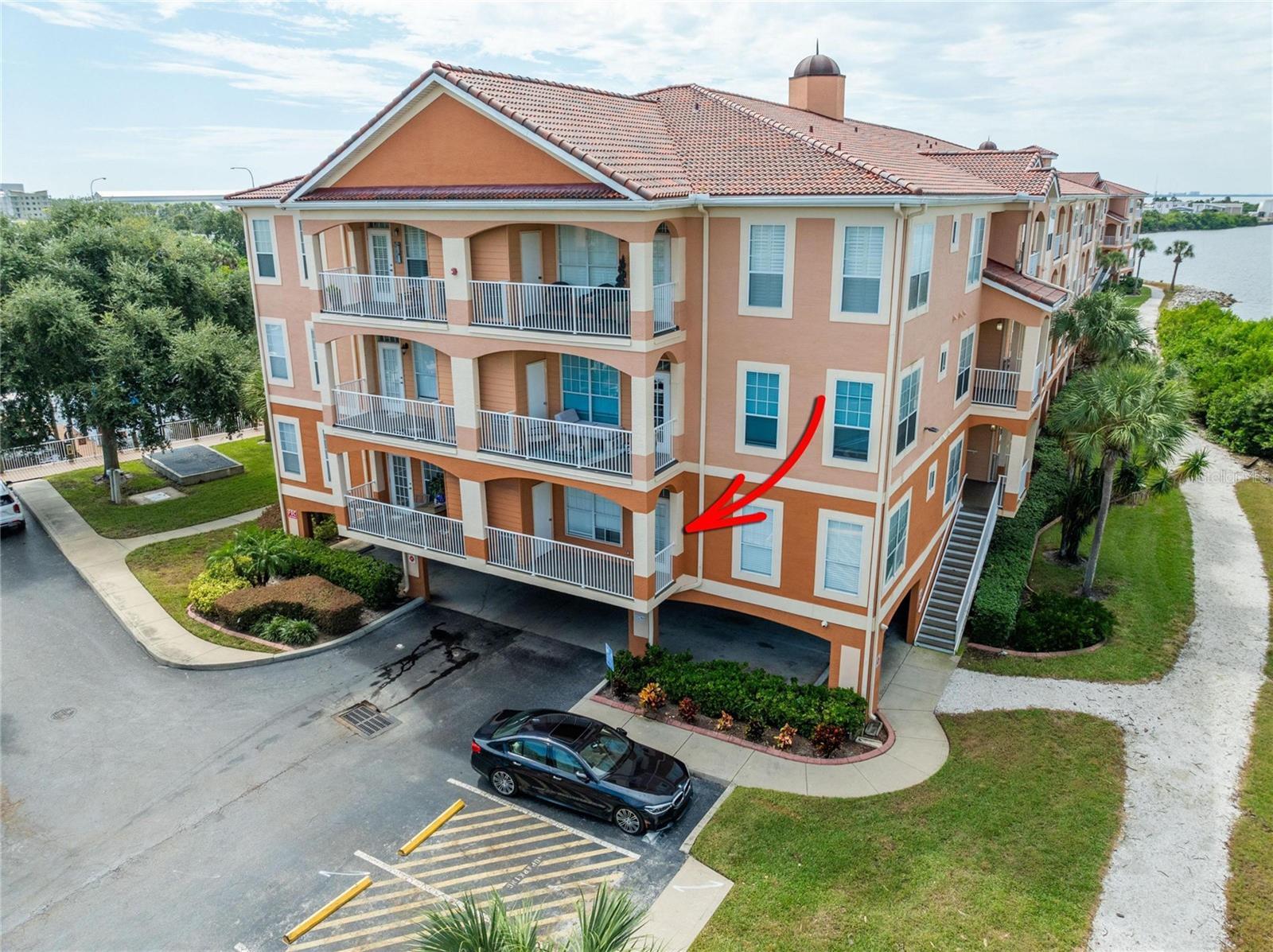 5000 CULBREATH KEY WAY, TAMPA, FL lhrmls02436876