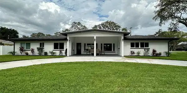 315 CRESTWOOD