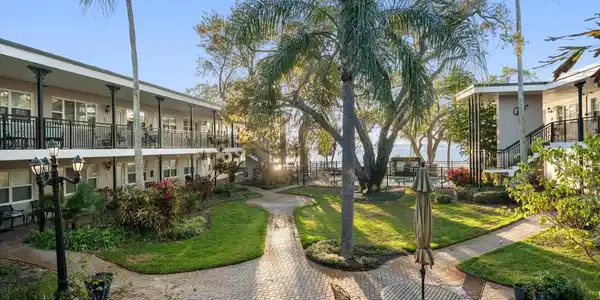 1101 VICTORIA DRIVE