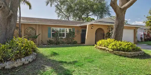 8350 MONARCH CIRCLE