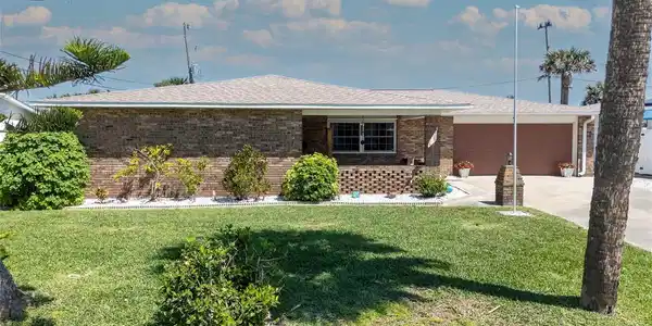7 KATHY DRIVE