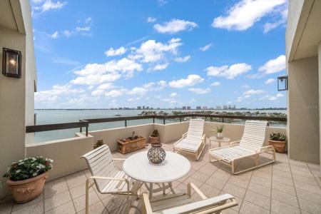 4 BELLEVIEW BOULEVARD